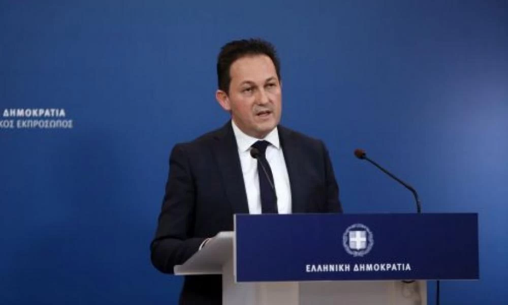 Ποιον εξετάζουν στην κυβέρνηση για αντικαταστάτη του Πέτσα στον ανασχηματισμό;